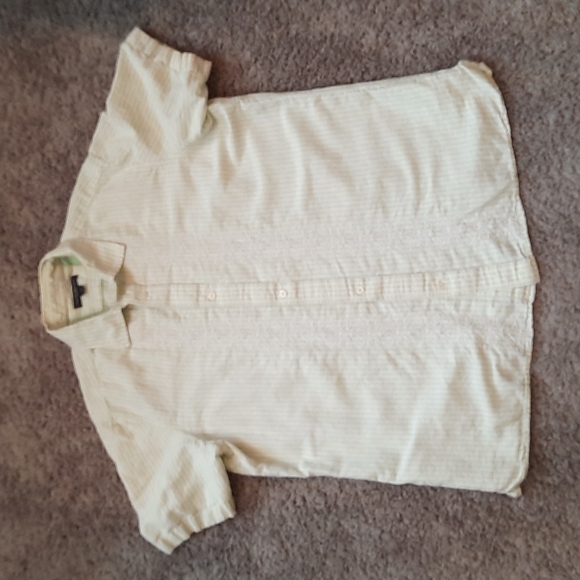 Banana Republic Cuban Style Button Up 58% Linen - Picture 1 of 4